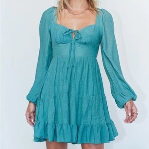 NWT PRINCESS POLLY DRESS SIZE XS